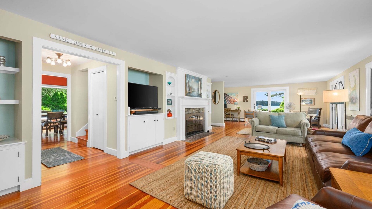Photo of Bedroom in Northwest Harwich