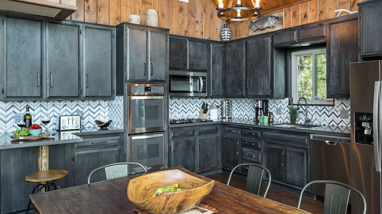 Photo of Kitchen in Lake Arrowhead