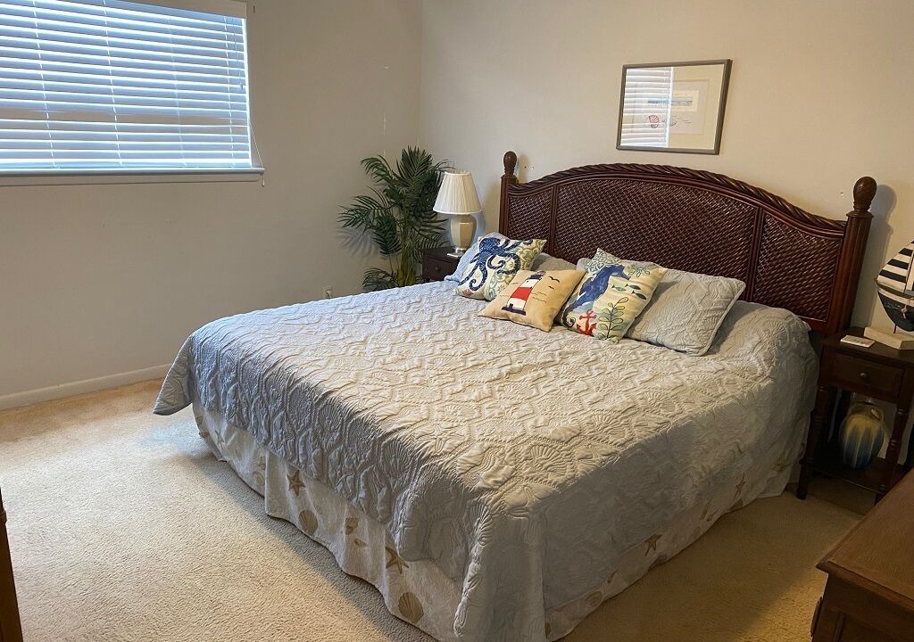 Photo of Bedroom in Dauphin Island
