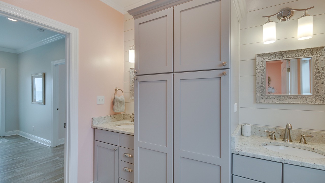 Photo of Bathroom in Ocean Springs