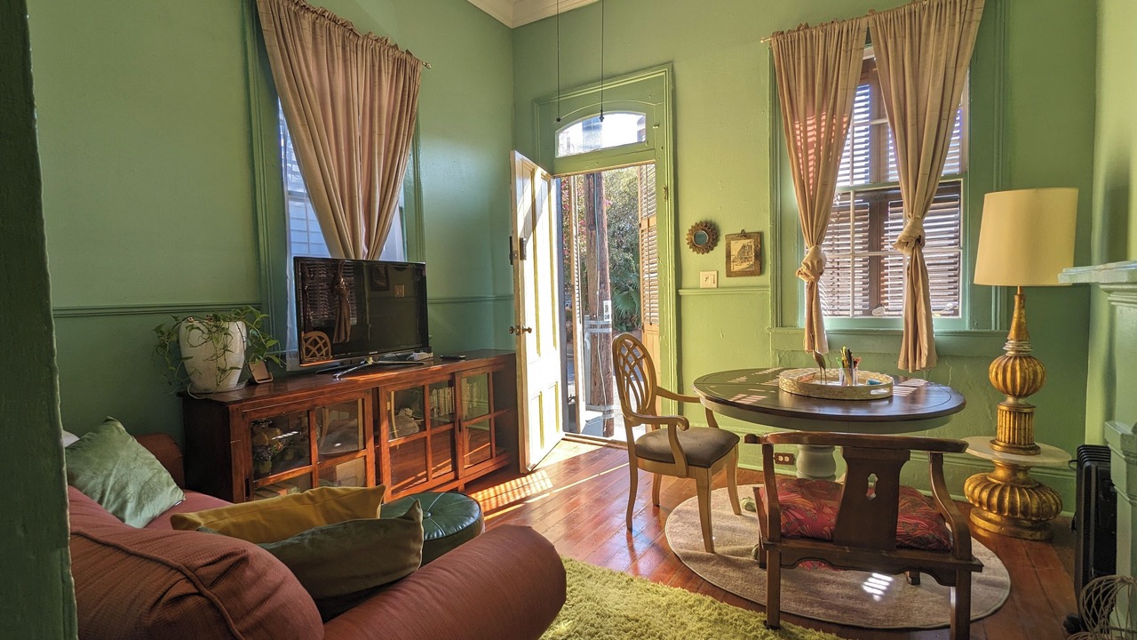 Photo of Livingroom in Bywater