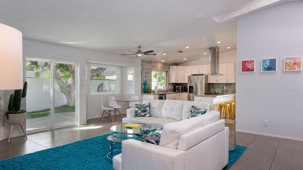 Photo of Livingroom in Chino Canyon