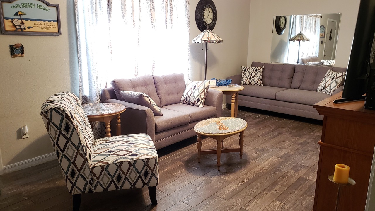Photo of Livingroom in Gautier