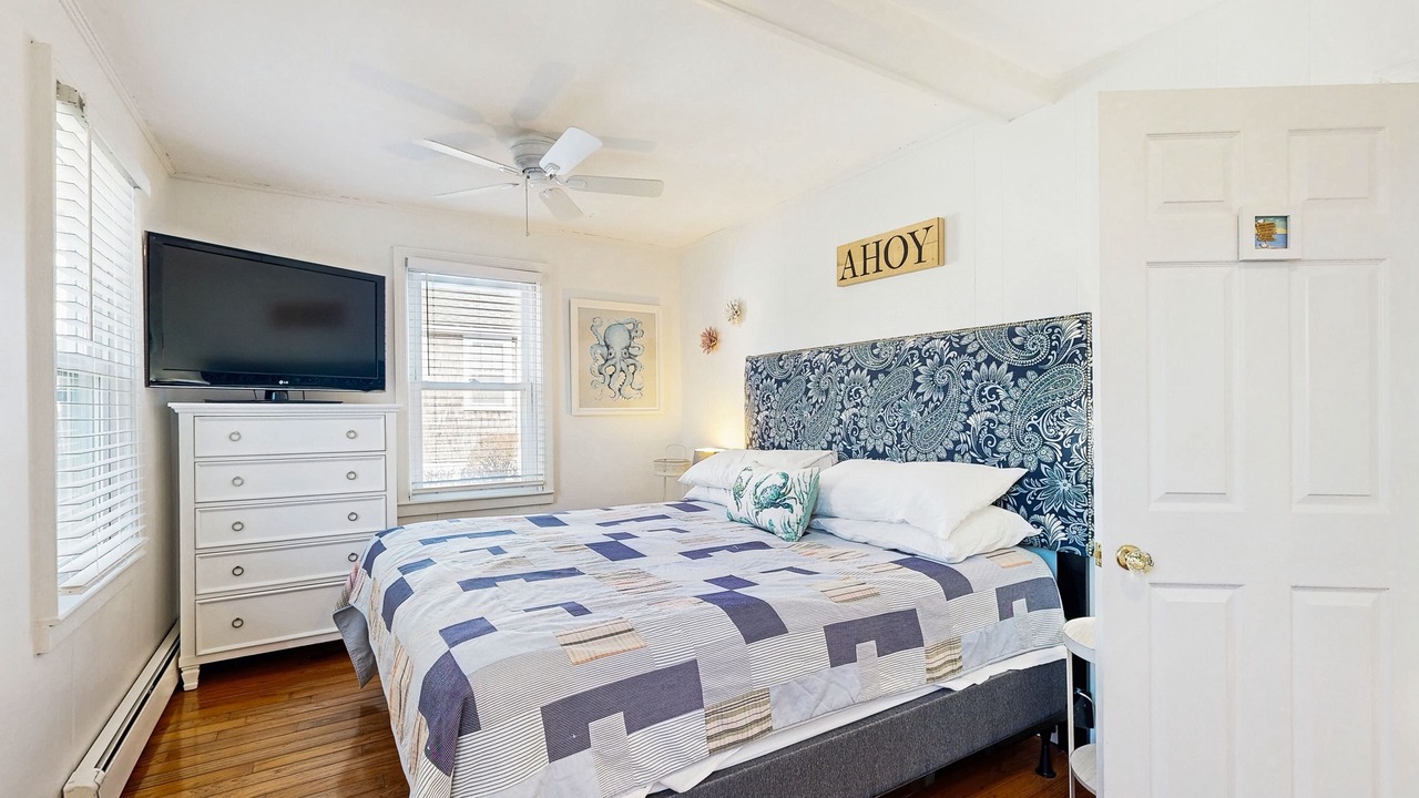 Photo of Bedroom in Falmouth Heights