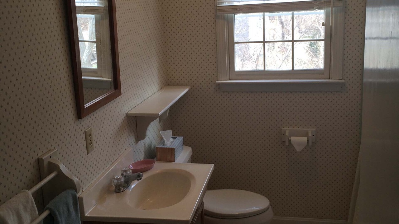 Photo of Bathroom in Campground Landing