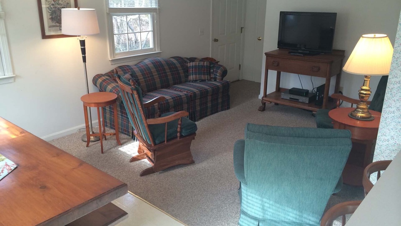 Photo of Livingroom in Campground Landing