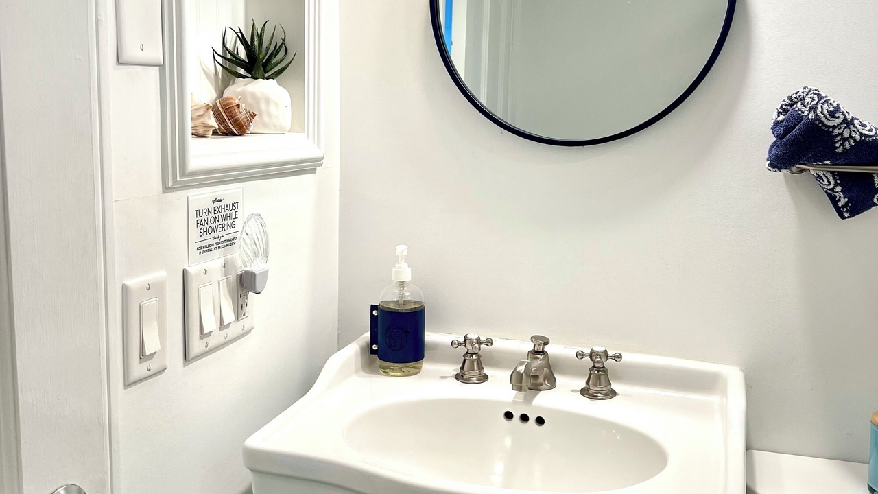 Photo of Bathroom in Yarmouth Port
