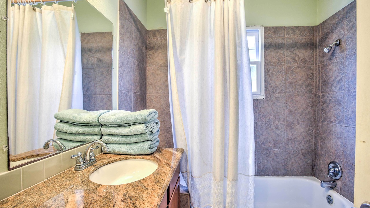 Photo of Bathroom in East Riverside
