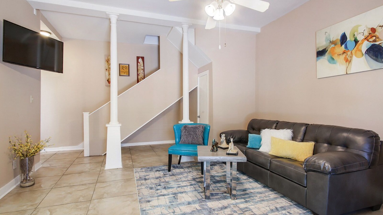 Photo of Livingroom in Faubourg Livaudais