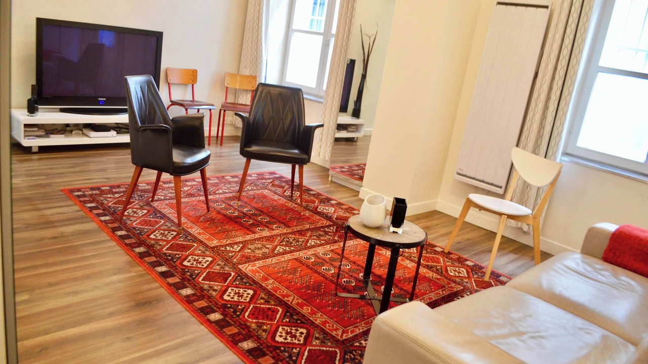 Photo of Livingroom in Archives