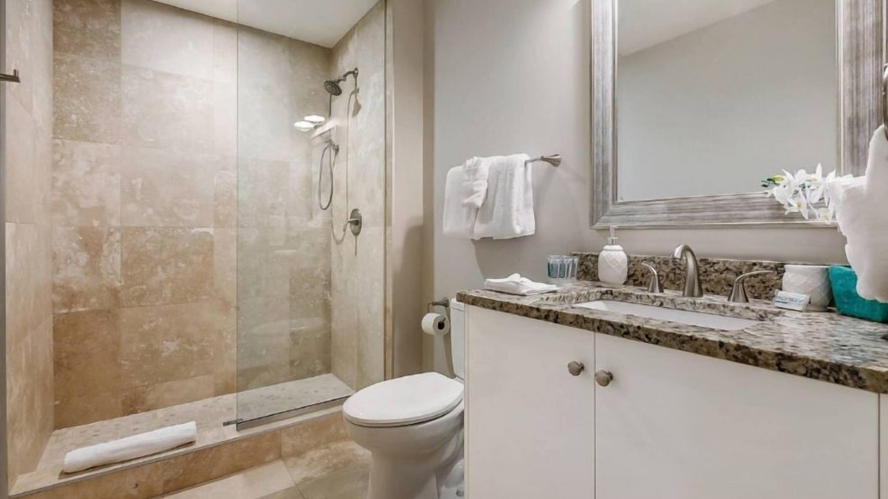 Photo of Bathroom in Central Business District