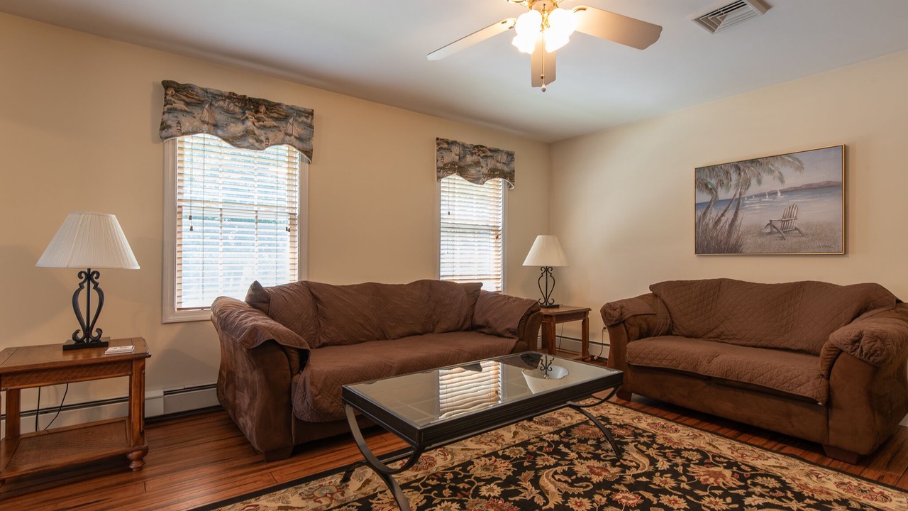 Photo of Livingroom in Bonnet Shores