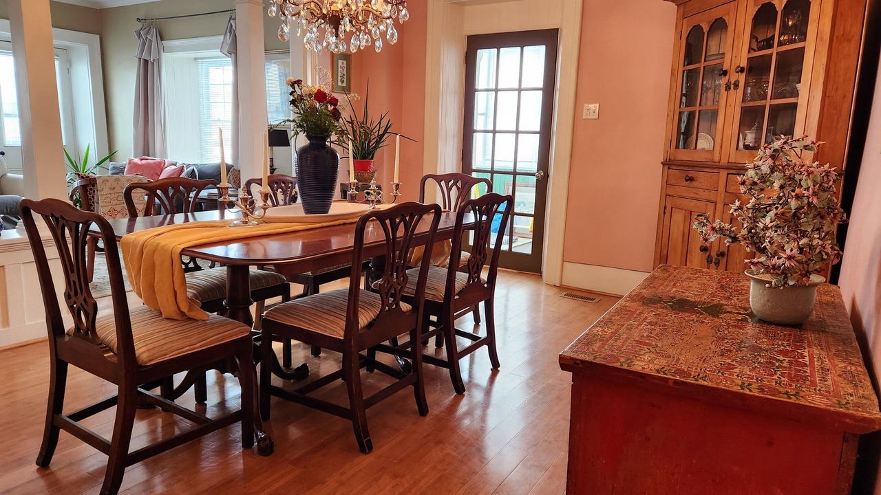 Photo of Livingroom in Prince Edward