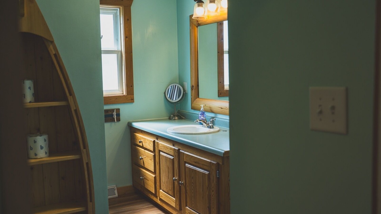 Photo of Bathroom in Backus