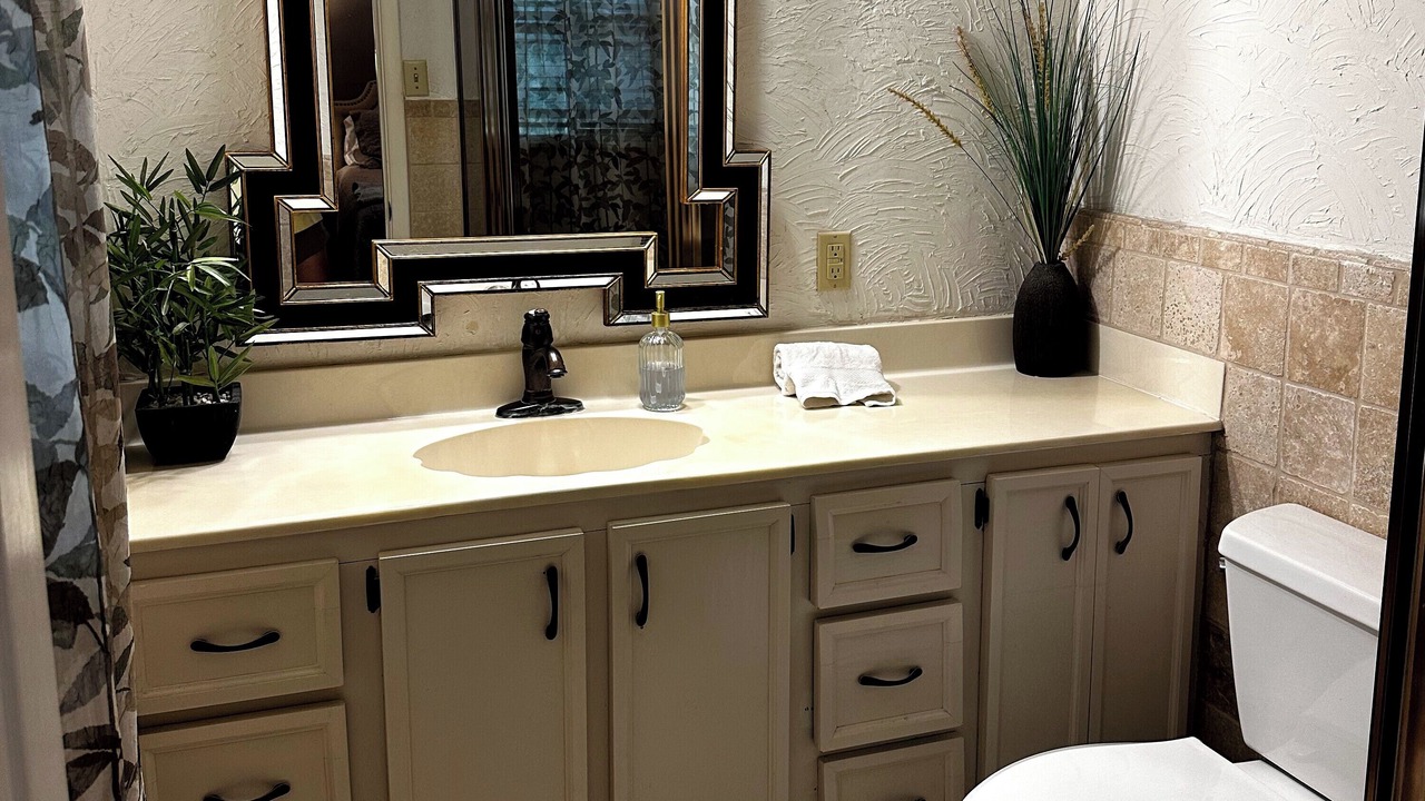 Photo of Bathroom in Ocean Springs