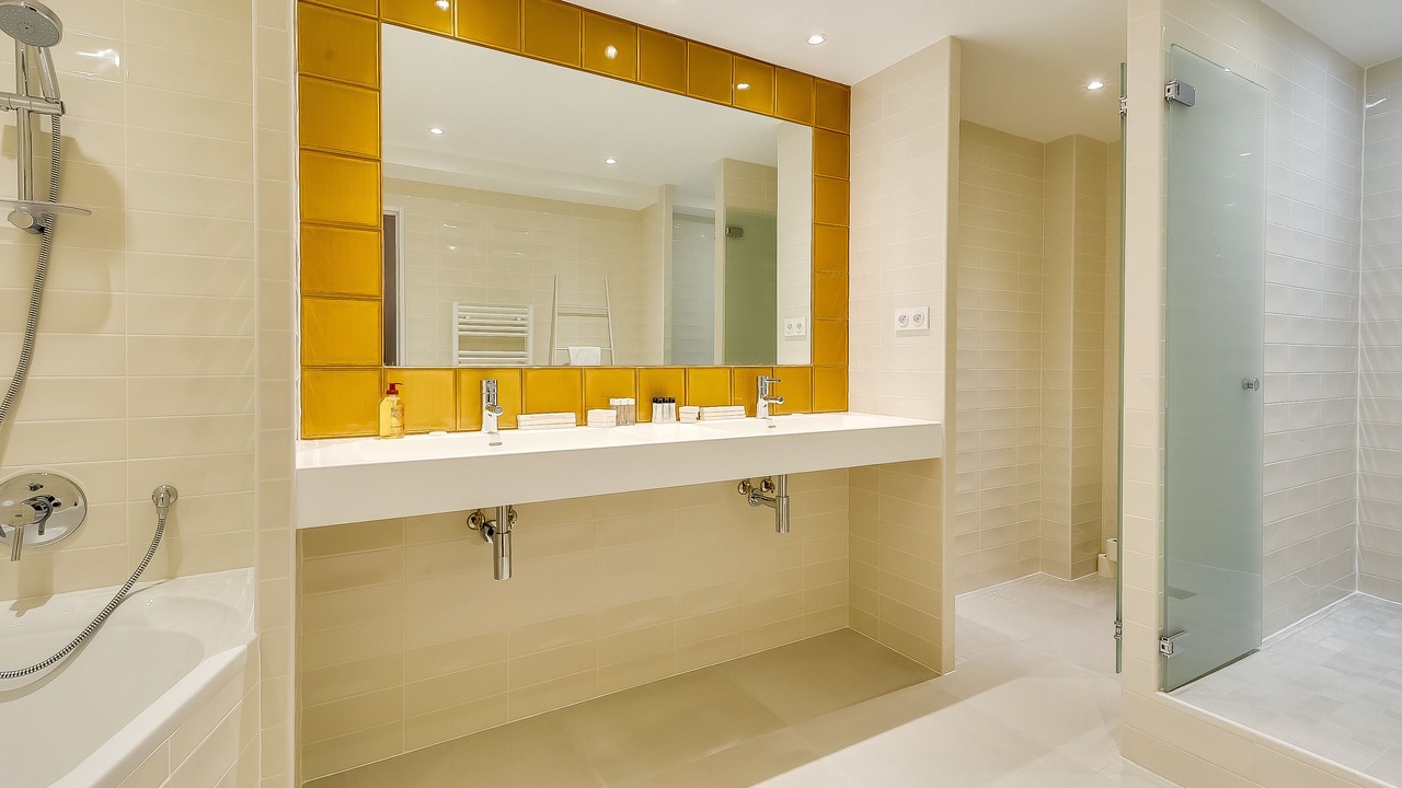 Photo of Bathroom in Notre-Dame-des-Champs
