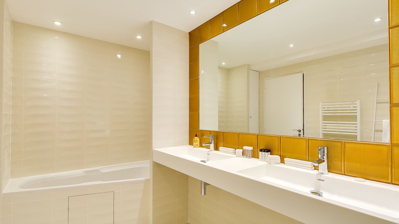 Photo of Bathroom in Notre-Dame-des-Champs