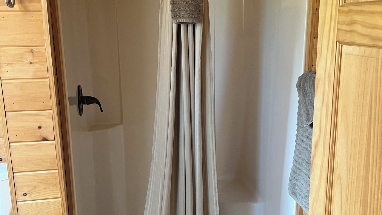 Photo of Bathroom in Brook Park