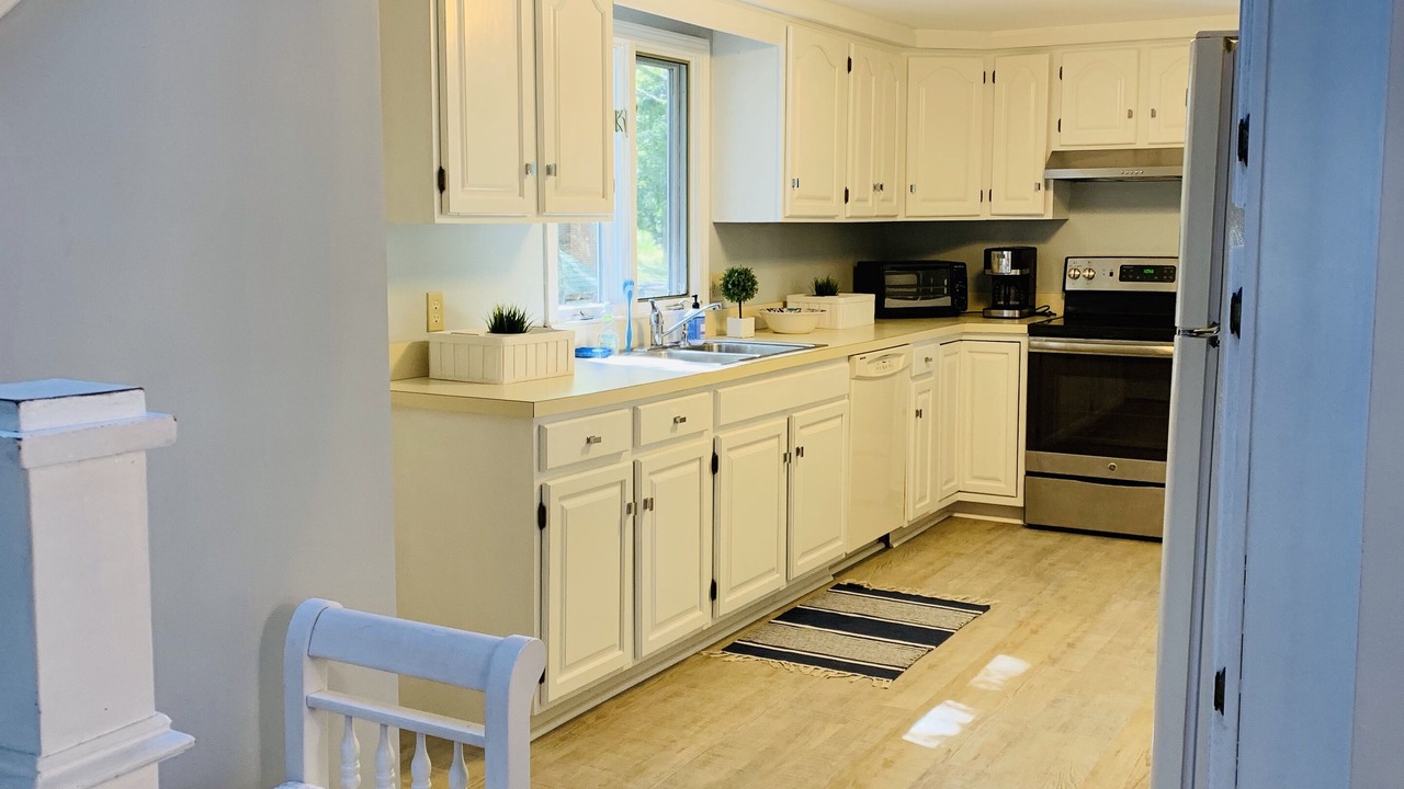 Photo of Kitchen in Popponesset