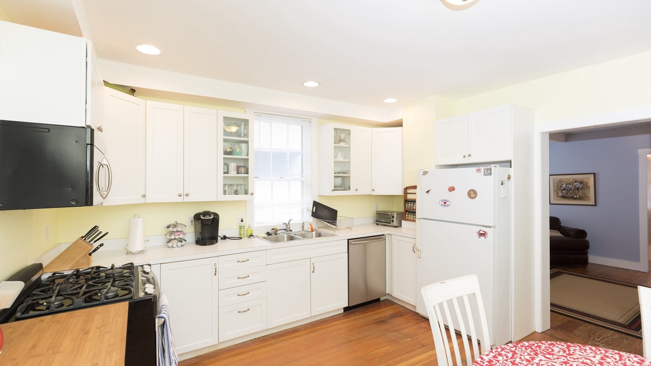 Photo of Kitchen in Historic District