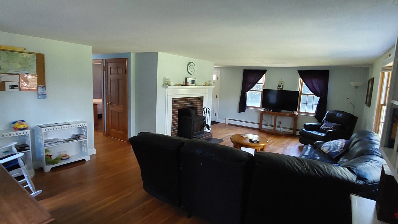 Photo of Livingroom in West Falmouth