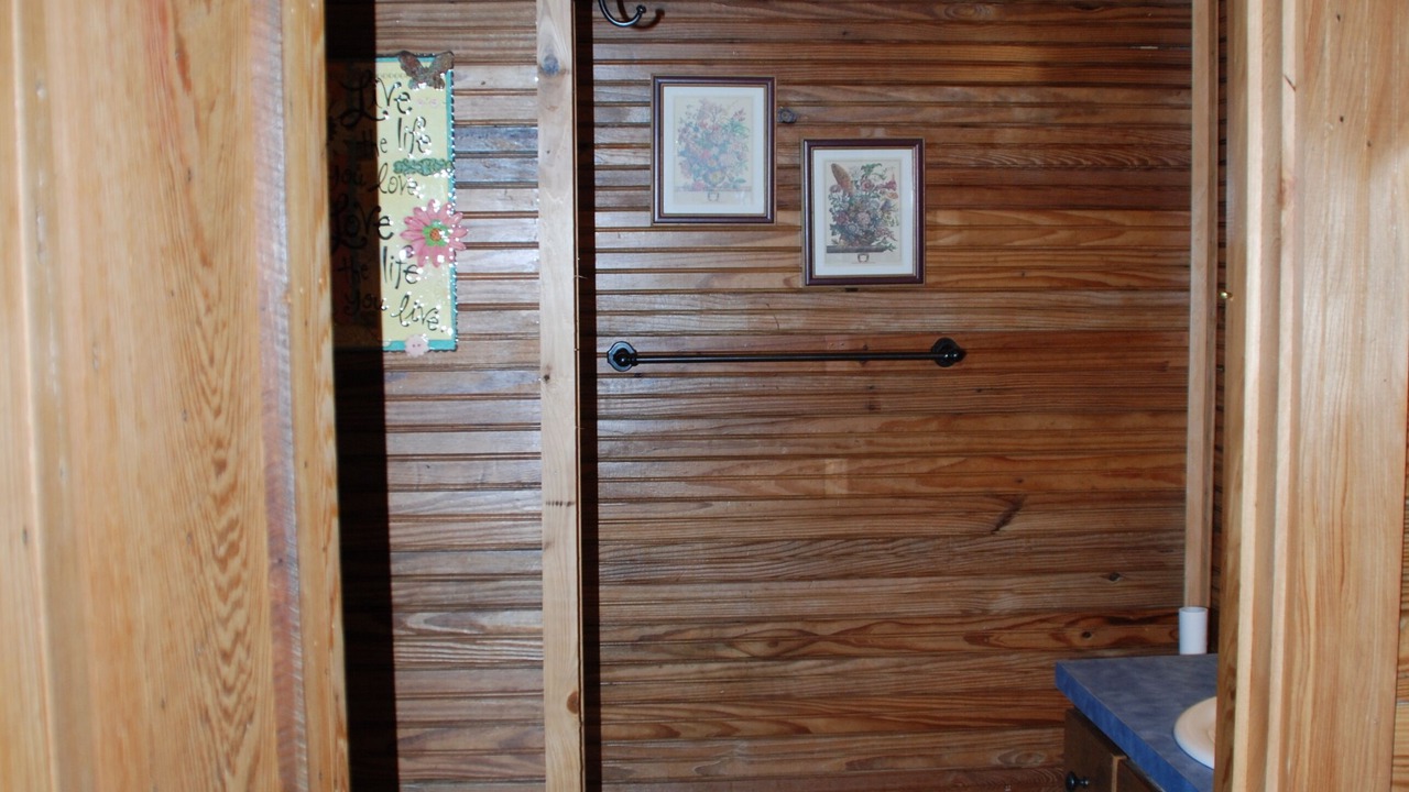 Photo of Bathroom in Pierre Part