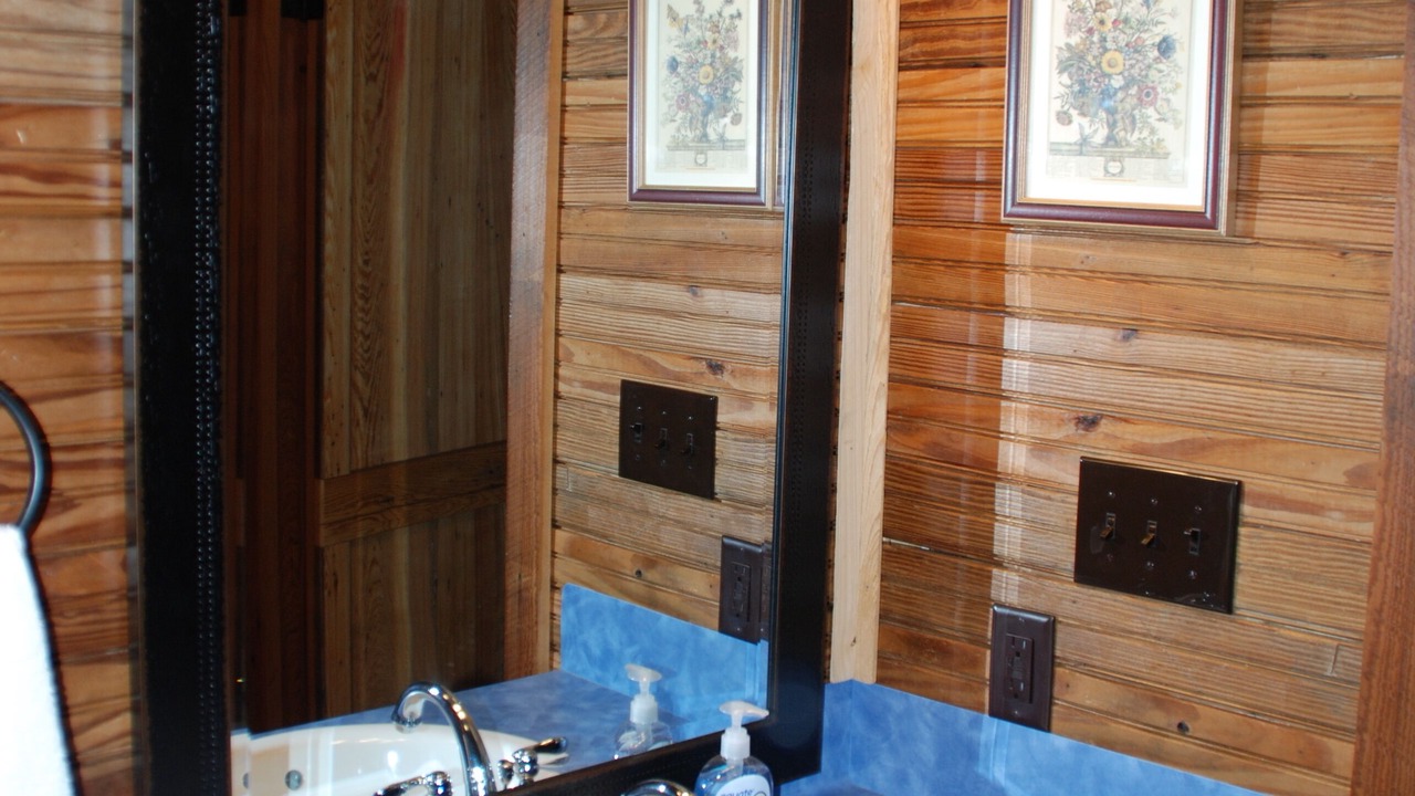 Photo of Bathroom in Pierre Part