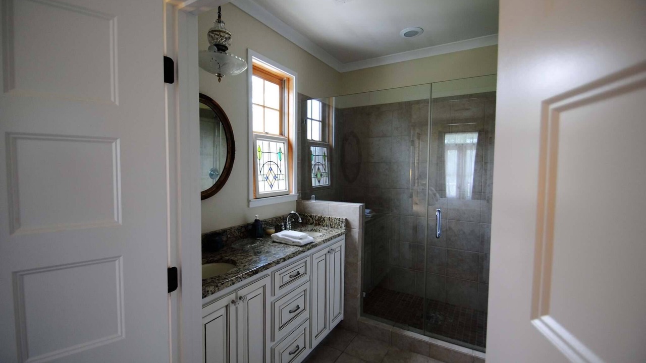 Photo of Bathroom in Bay St Louis