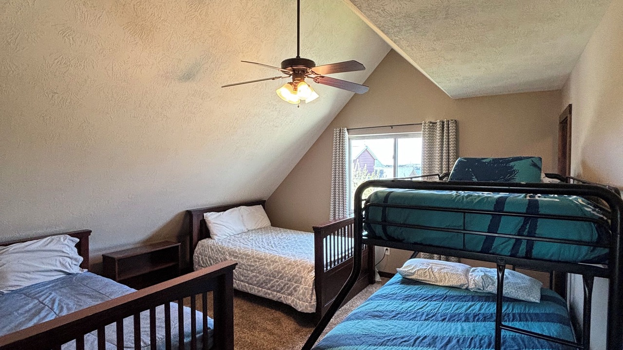 Photo of Bedroom in Spirit Lake