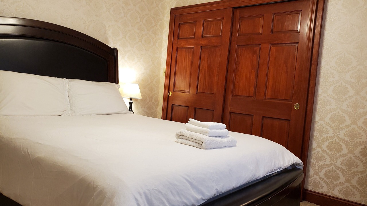 Photo of Bedroom in Strawberry Hill