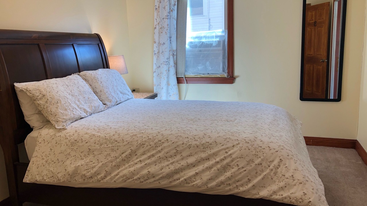 Photo of Bedroom in Strawberry Hill