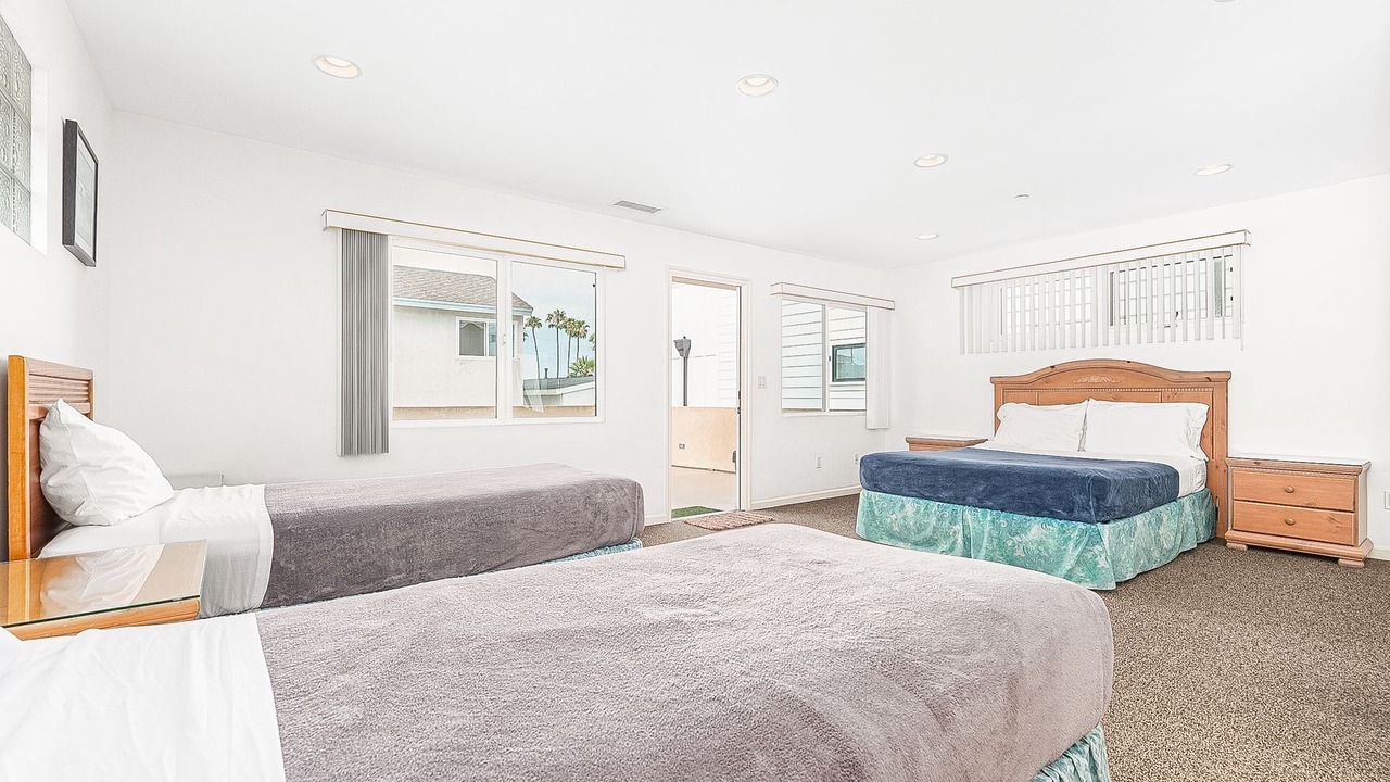 Photo of Patio Balcony in Balboa Peninsula
