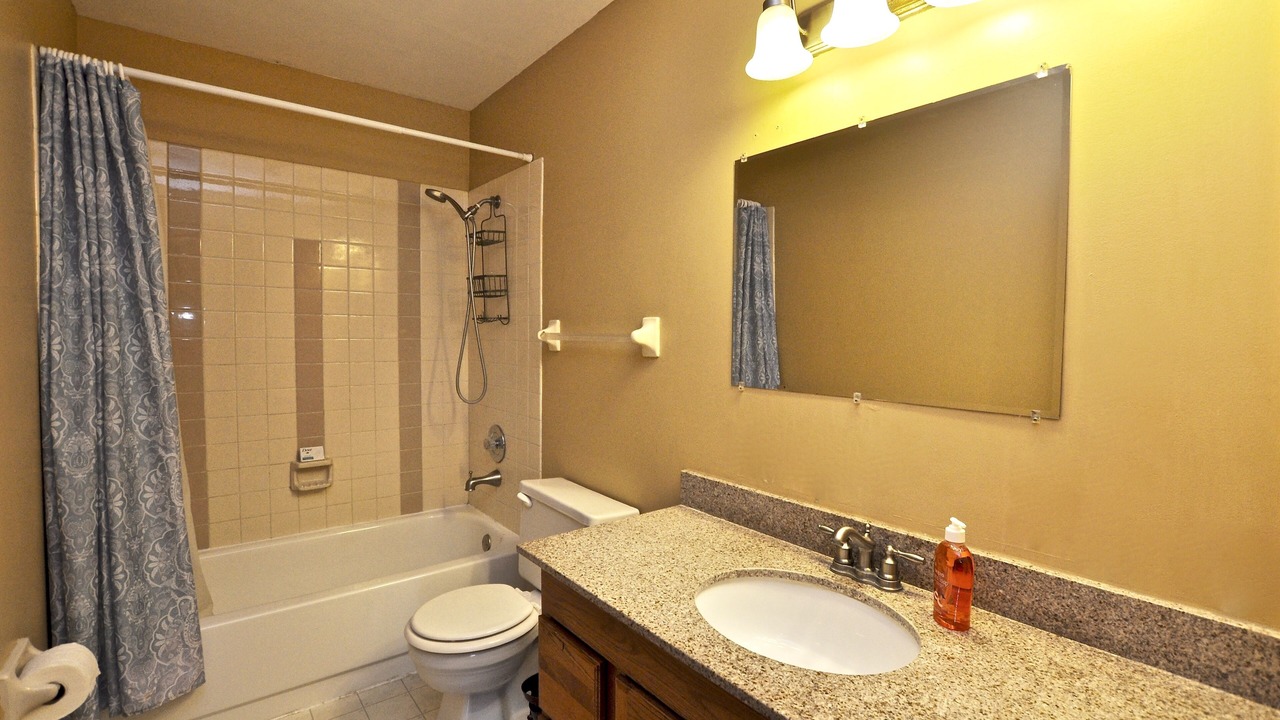 Photo of Bathroom in Glendale