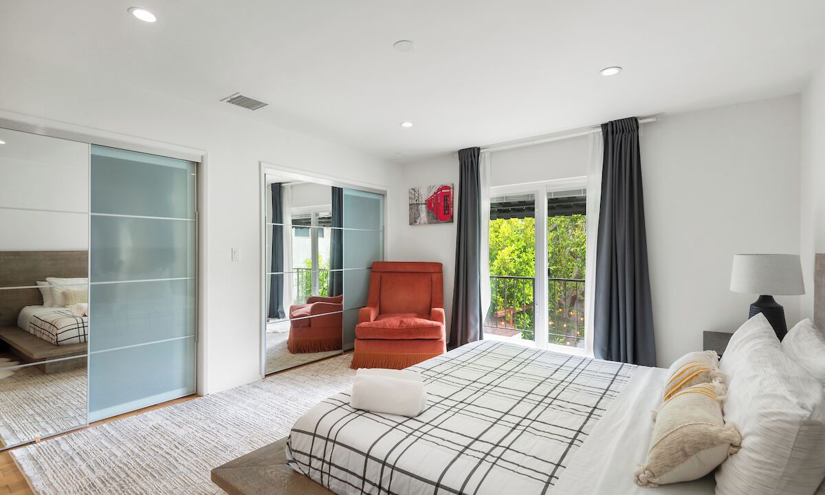 Photo of Bedroom in Sawtelle