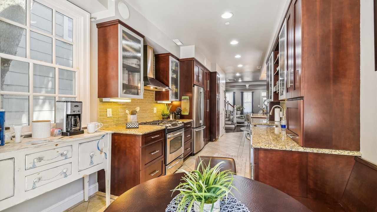 Photo of Kitchen in Historic District
