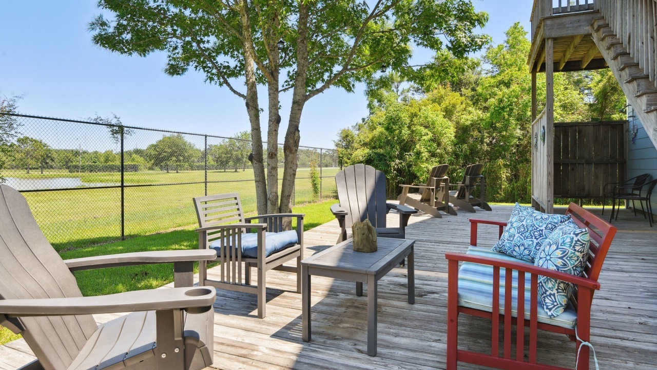 Photo of Outdoor in Henderson Point