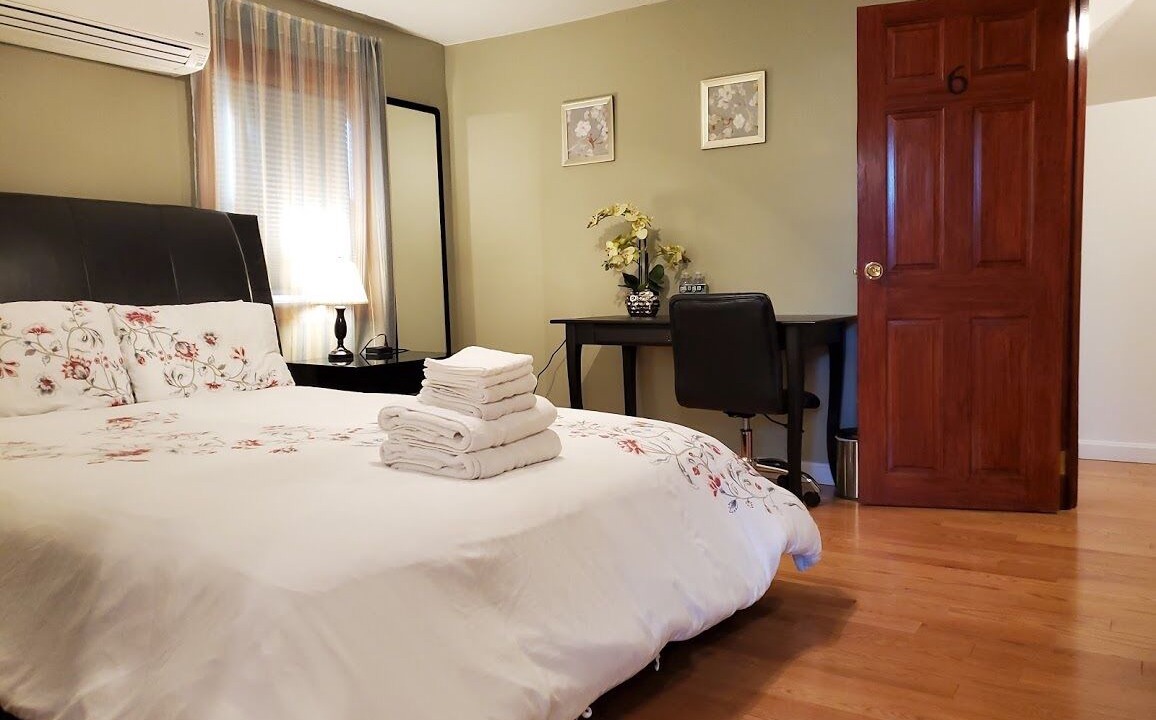 Photo of Bedroom in Strawberry Hill