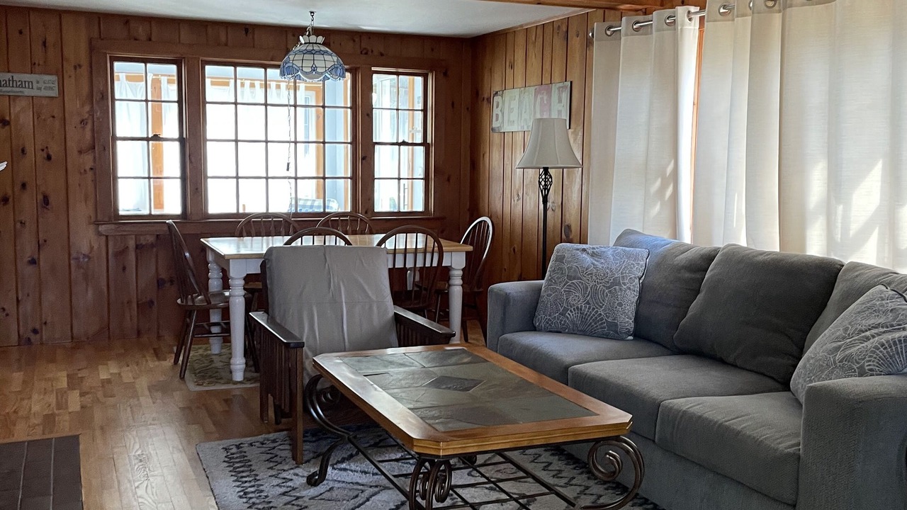 Photo of Livingroom in South Chatham