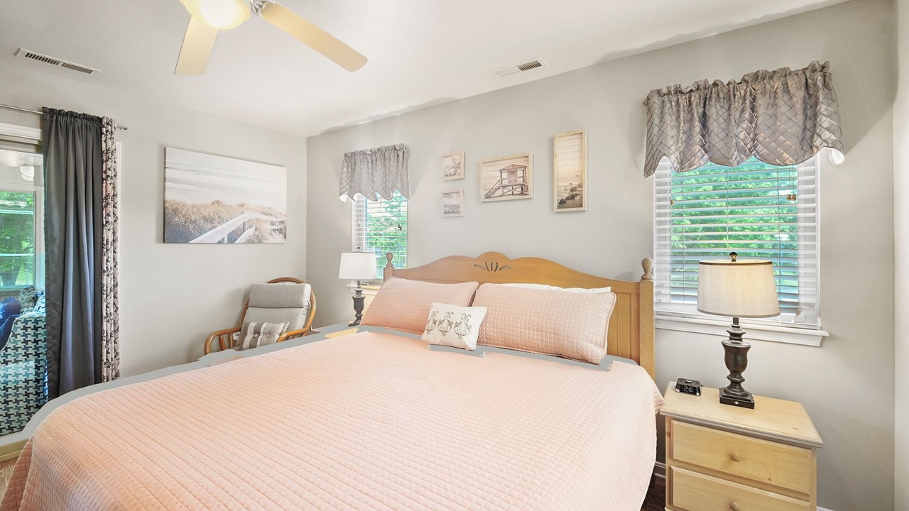 Photo of Bedroom in Plantations East