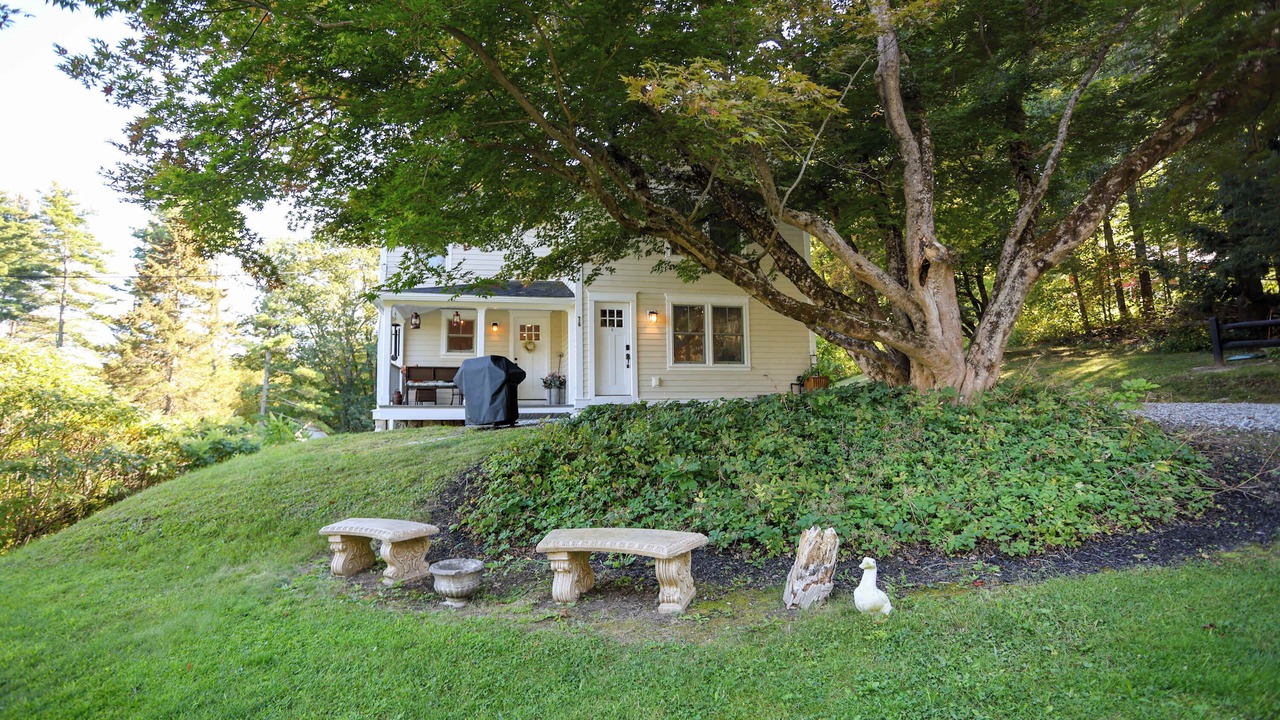 Photo of Outdoor in Lenox