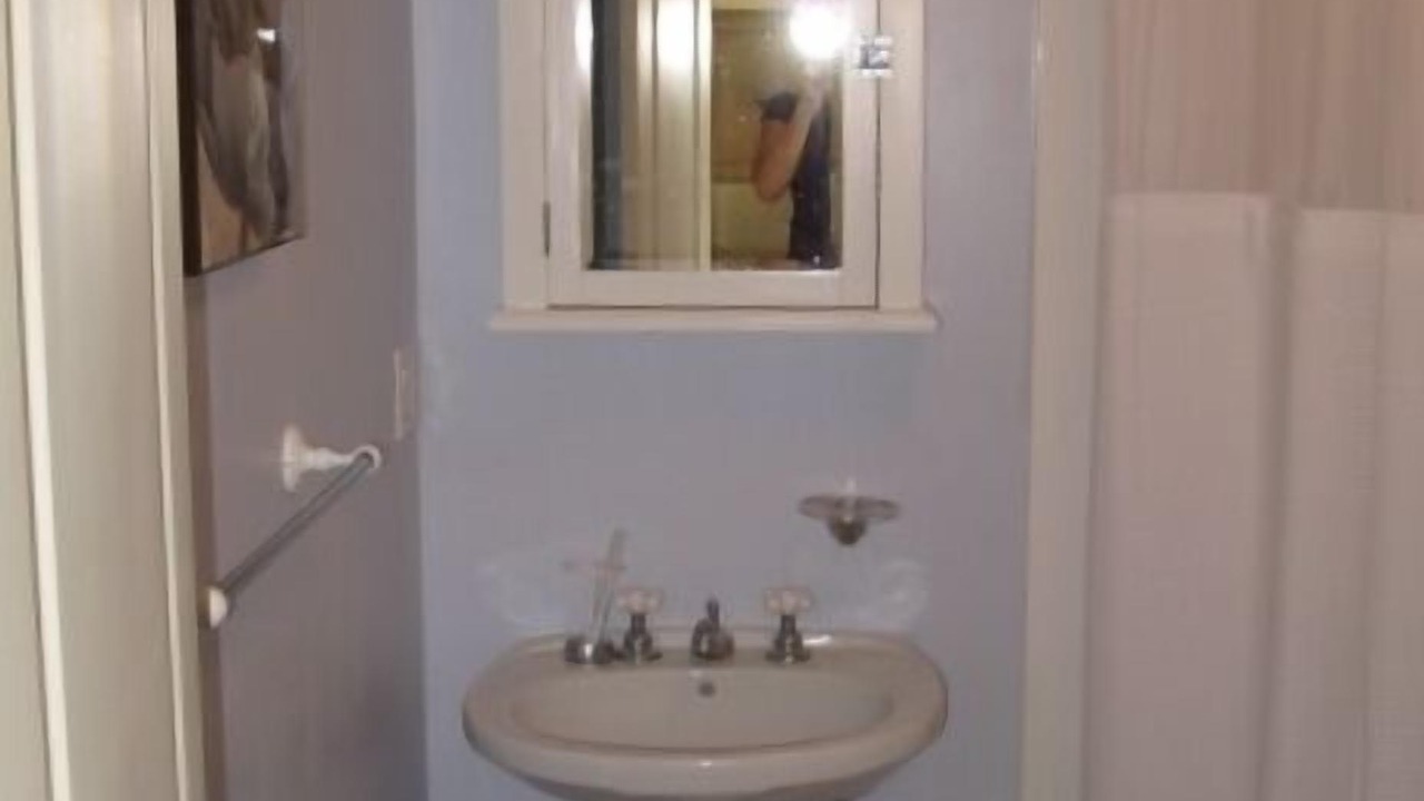 Photo of Bathroom in Ventura