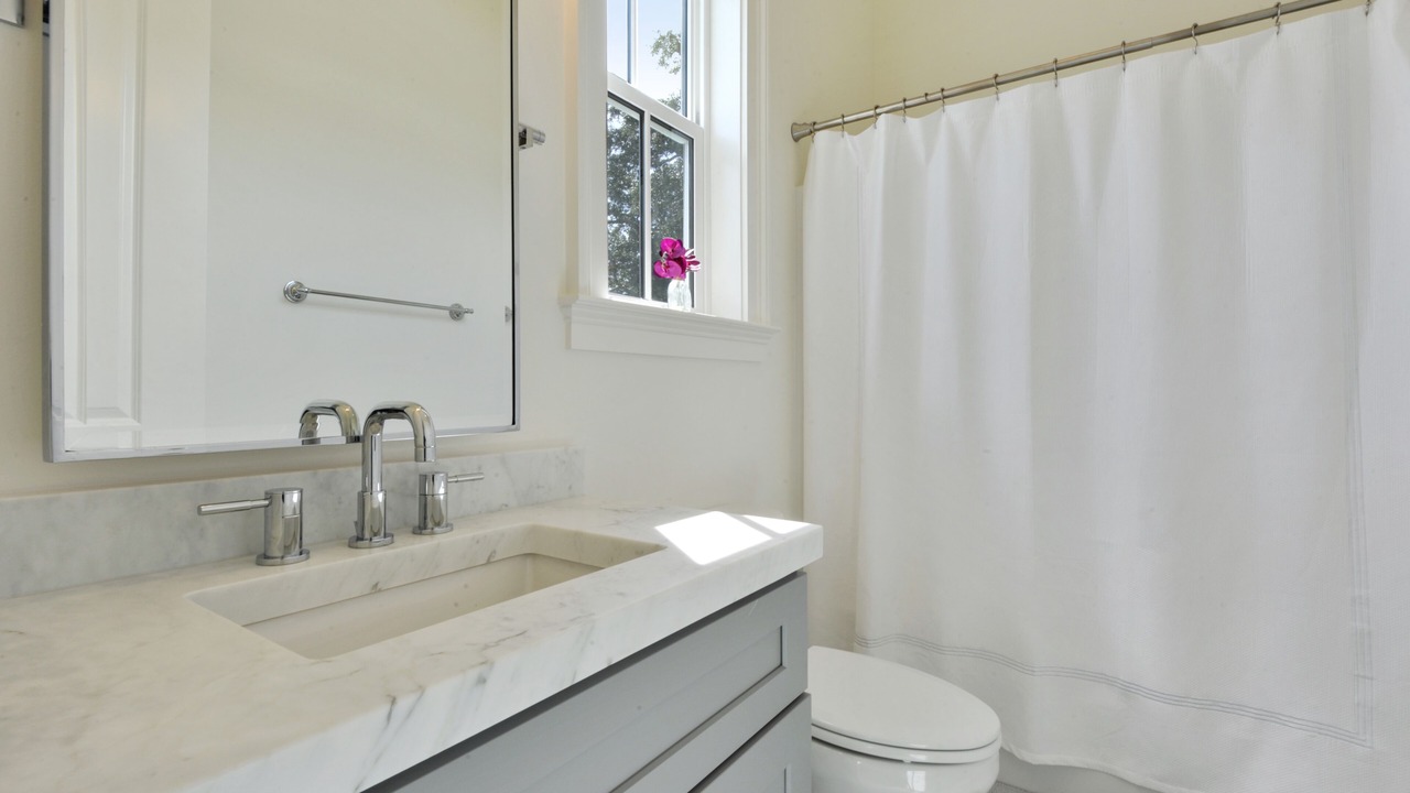 Photo of Bathroom in Waveland
