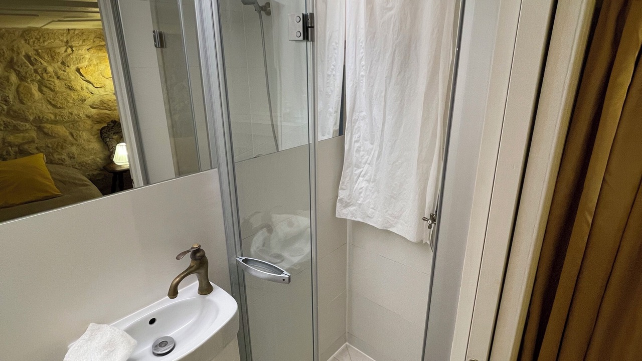 Photo of Bathroom in Saint-Victor