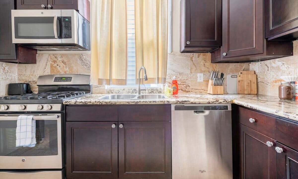Photo of Kitchen in Uptown Historic District