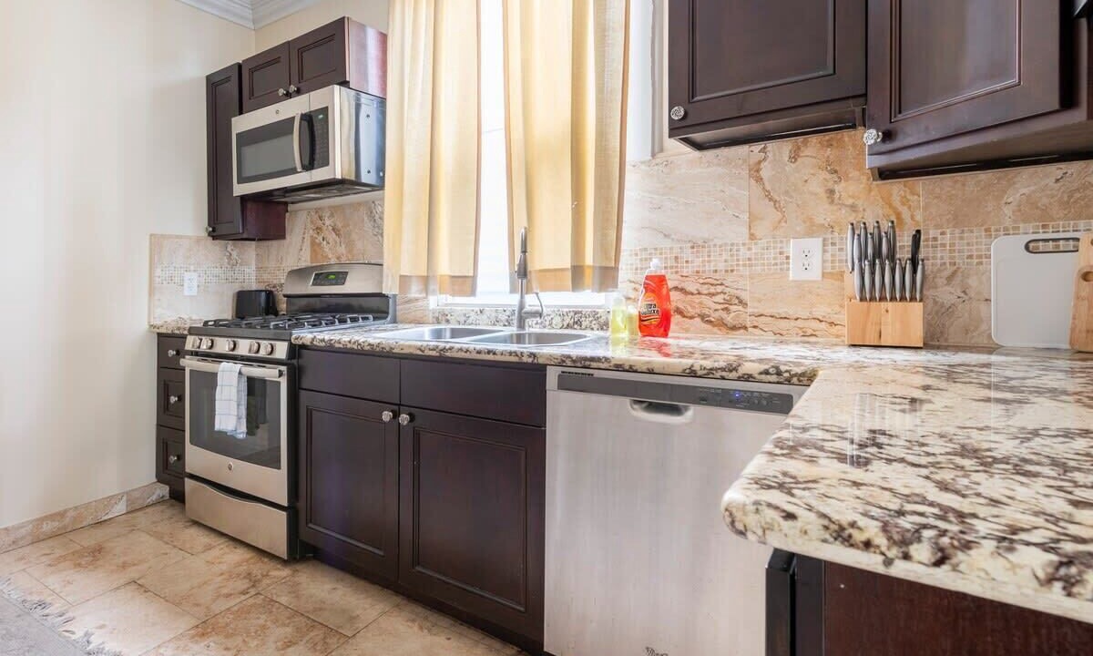 Photo of Kitchen in Uptown Historic District