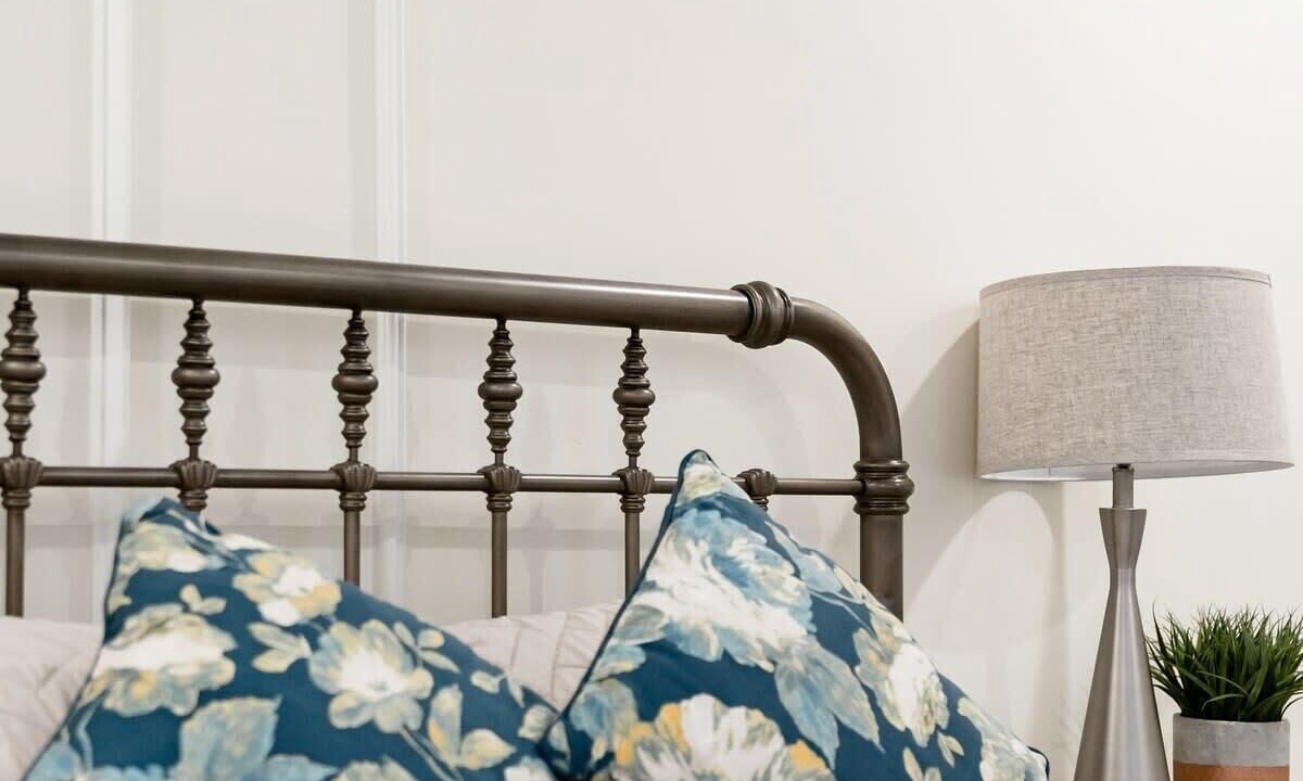 Photo of Bedroom in Uptown Historic District