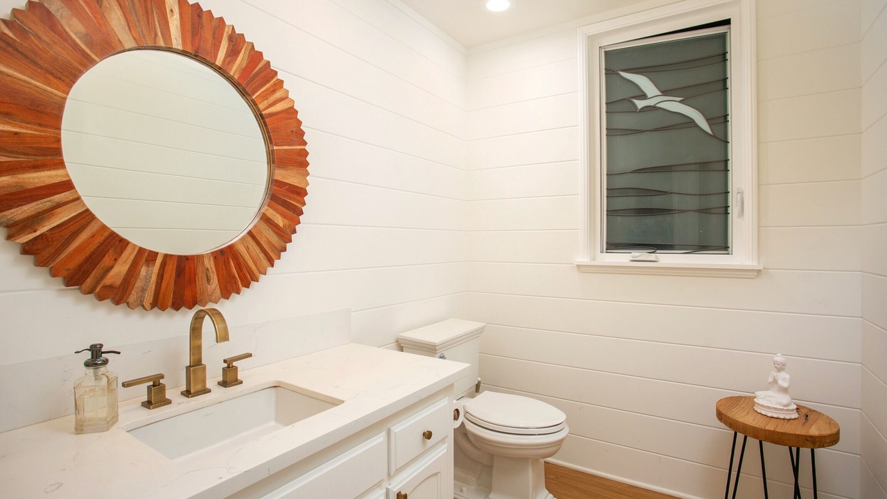 Photo of Bedroom in Balboa Peninsula