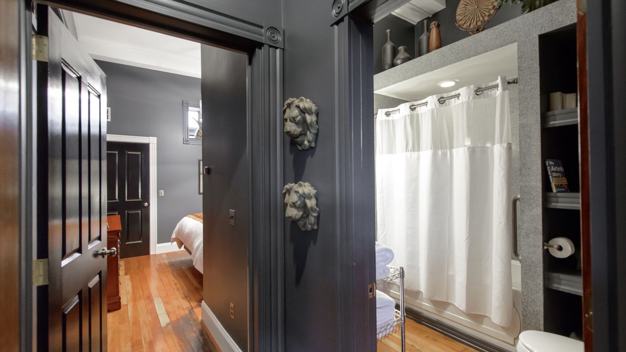 Photo of Bedroom in Newport