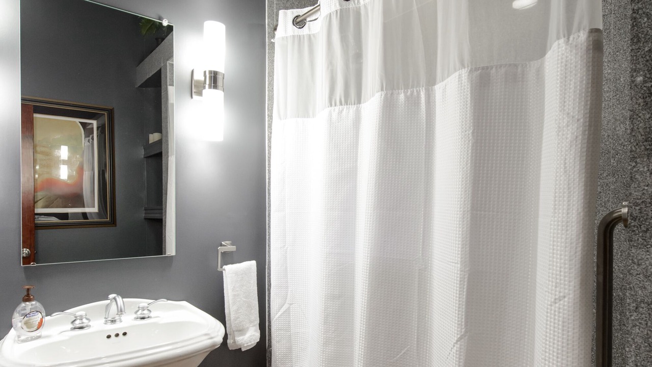 Photo of Bathroom in Newport