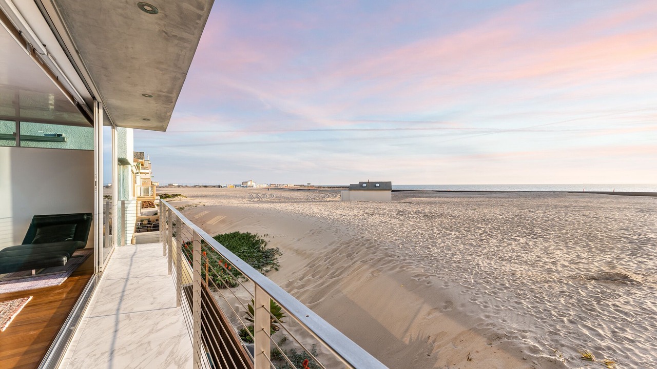 Photo of Patio Balcony in Silver Strand